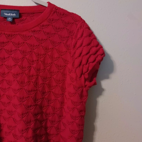 ModCloth Red Short-Sleeve Textured Knit Top - Picture 8 of 12